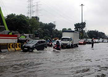 Banjir Jakarta Mulai Surut, 114 RT dan 15 Ruas Jalan Masih Tergenang